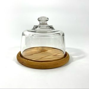 ❌SOLD❌ Wooden cake plate with glass dome